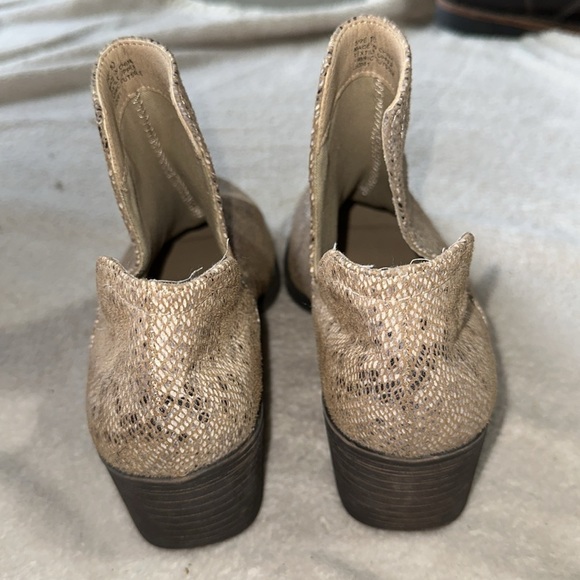 Volatile Chronicle Ankle Booties, Snake Print, Women's Size 10 - Picture 2 of 8